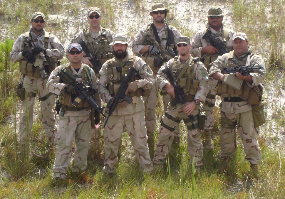 Cum sa iti faci propria echipa de airsoft blog Squad Store